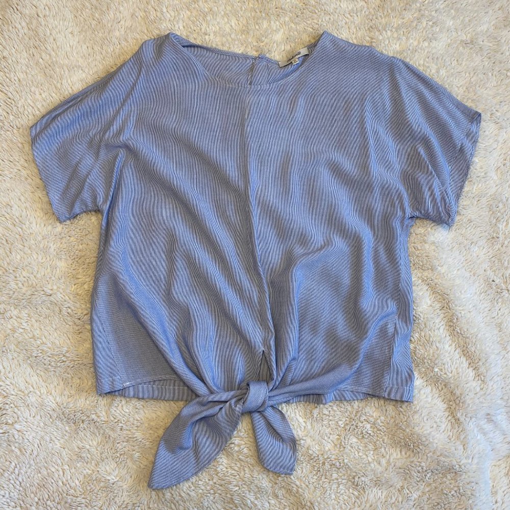 Madewell tie-front, button back top